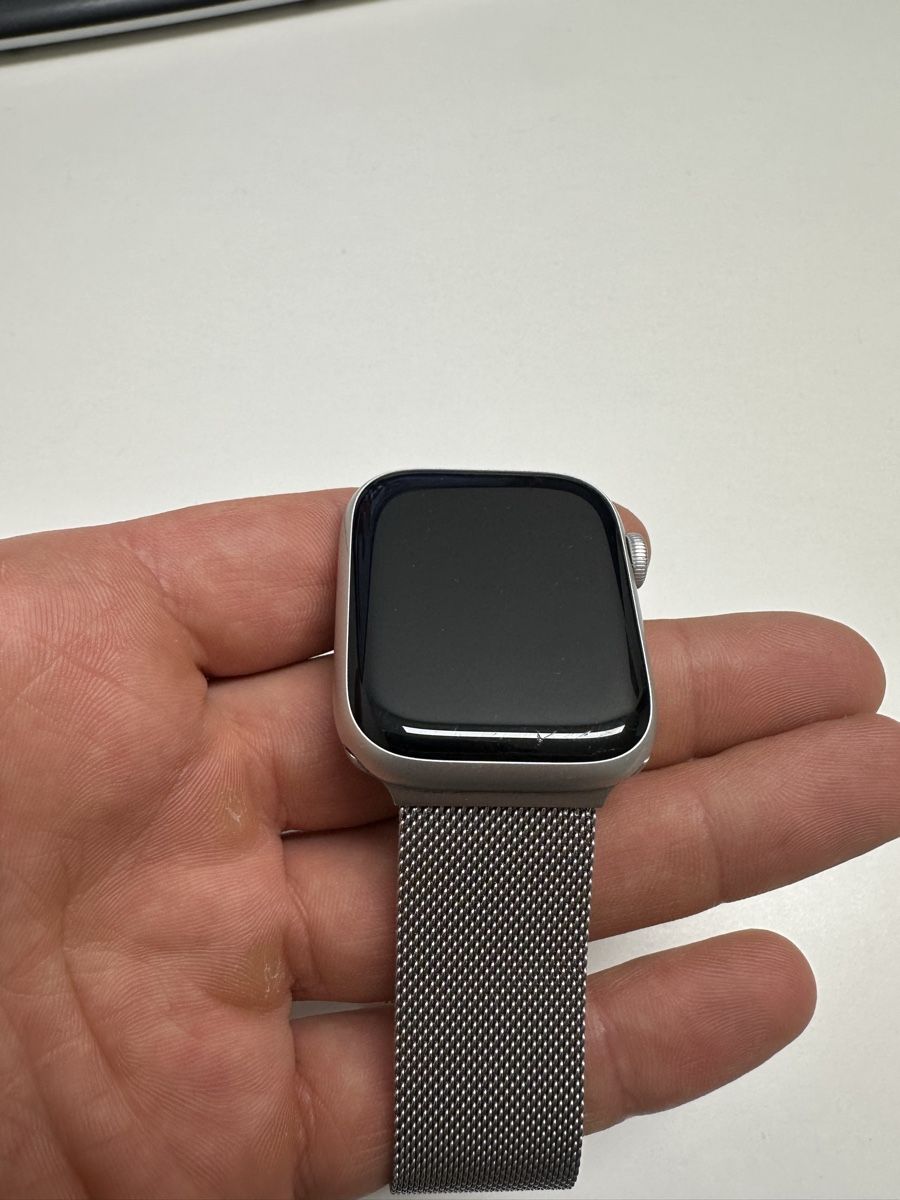Apple Smartwatch: Apple Watch Series 8 – Usato da Wil SG venduto da Top_7 3