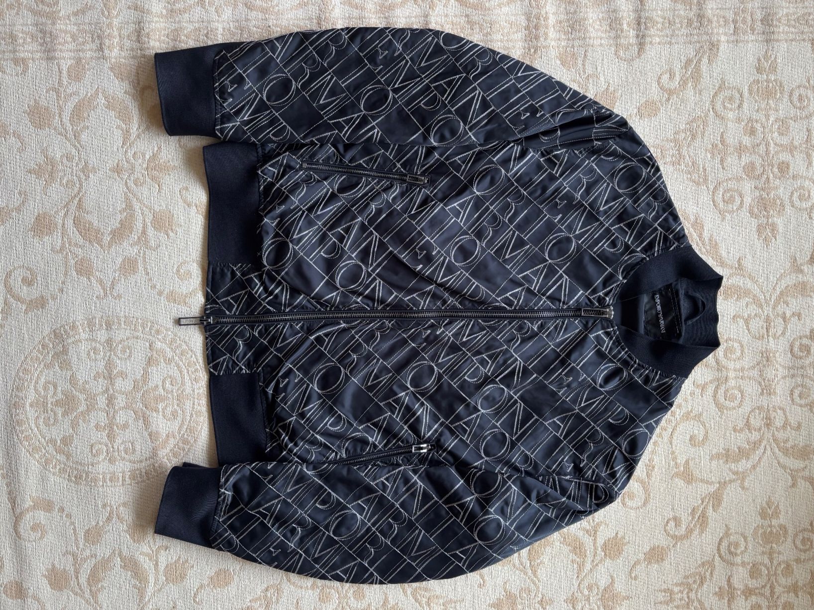 Armani Giacche: Original Emporio Armani Bomberjacke – Usato da Basel venduto da rei_s8js