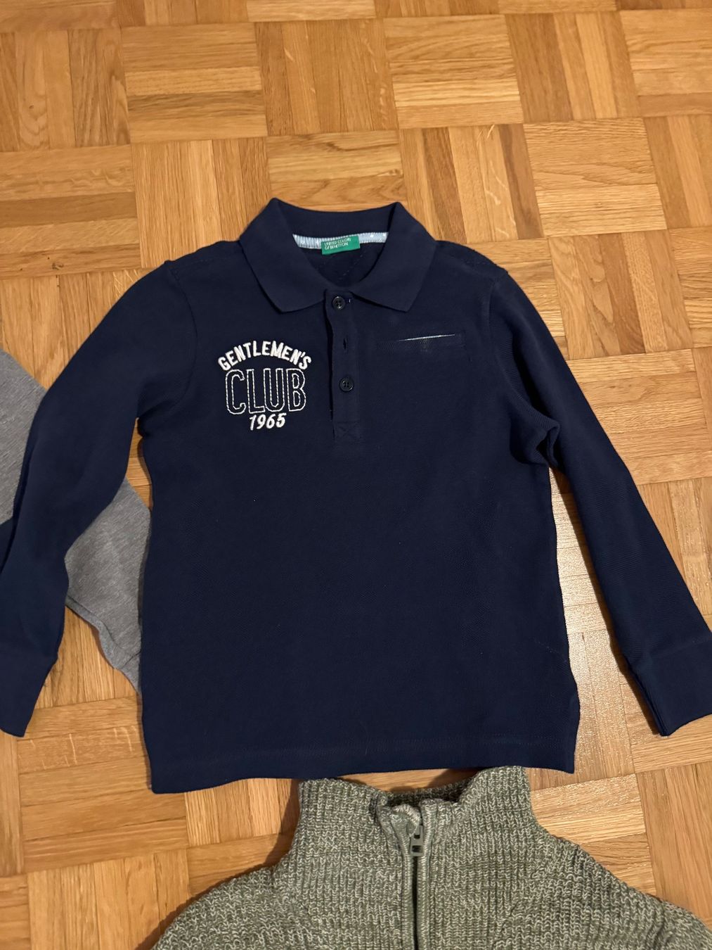 Camicie, T-shirt & Polo: Kinder T-Shirts Langarm Grösse 110/116 – Usato da Zürich venduto da zd_1965 2