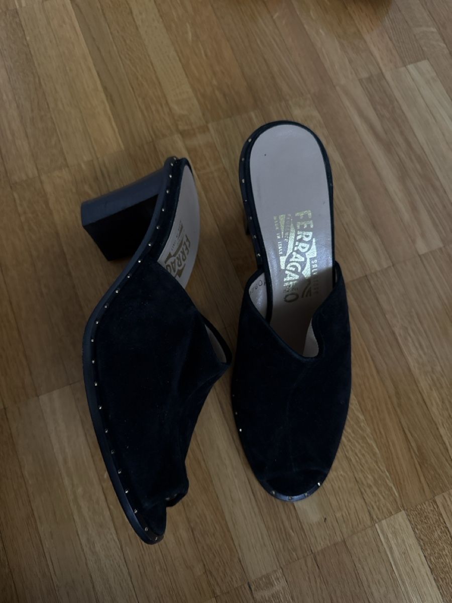 Salvatore Ferragamo Scarpe da donna: Mules Ferragamo chic! – Usato da Monthey venduto da sen_6ckr