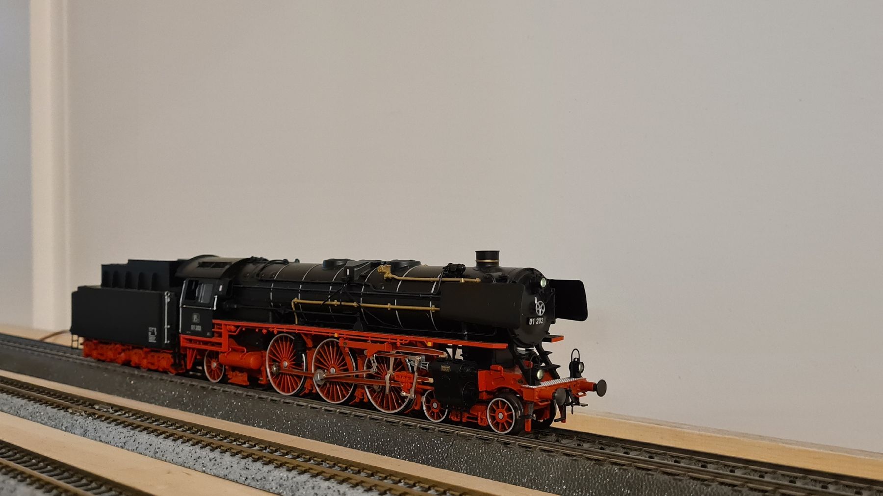 Märklin Modellini di ferrovie: Märklin 39005 Dampflok 01 202 – Usato da Dulliken venduto da LokiSOB 1