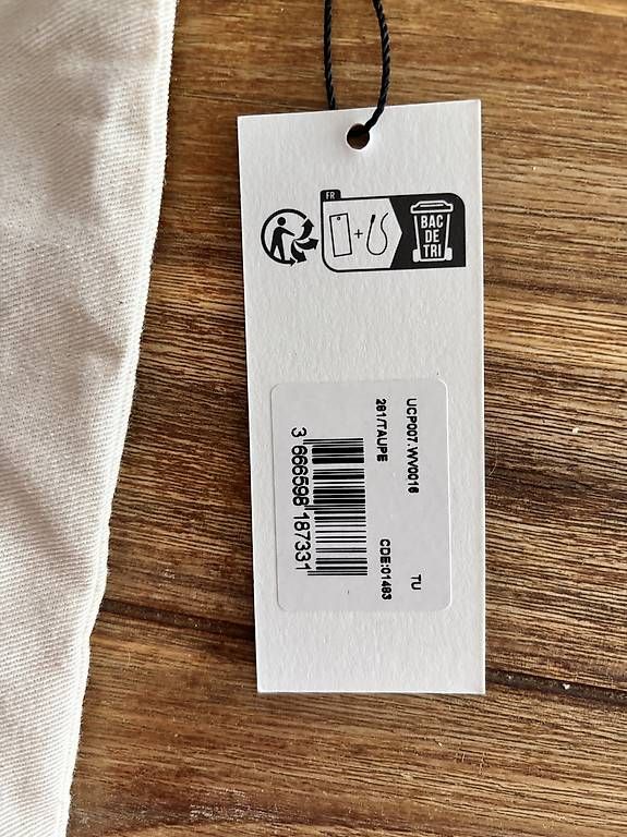 Hüte, Mützen & Caps: ORIGINAL CAP VON AMI PARIS MIT ORIGINAL STAUBHÜLLE – Neu (gemäss Beschreibung) aus Uzwil von ema_jt59 2