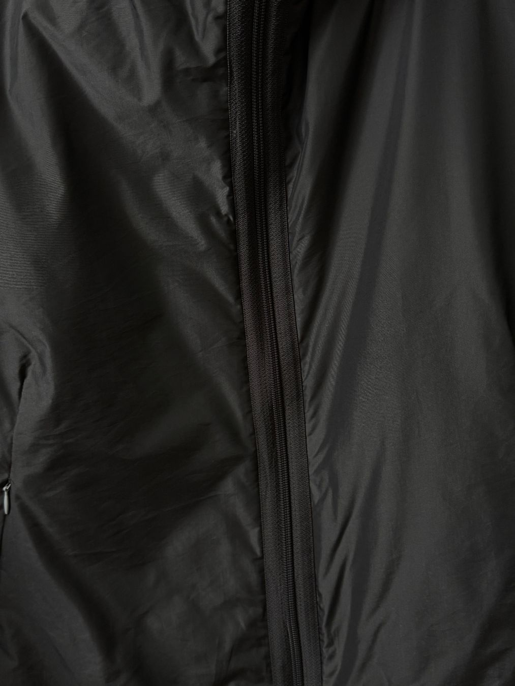 DKNY Jacken: Vintage DKNY Active Übergangsjacke Schwarz - Gr. M – Gebraucht aus Zürich von nt7 5