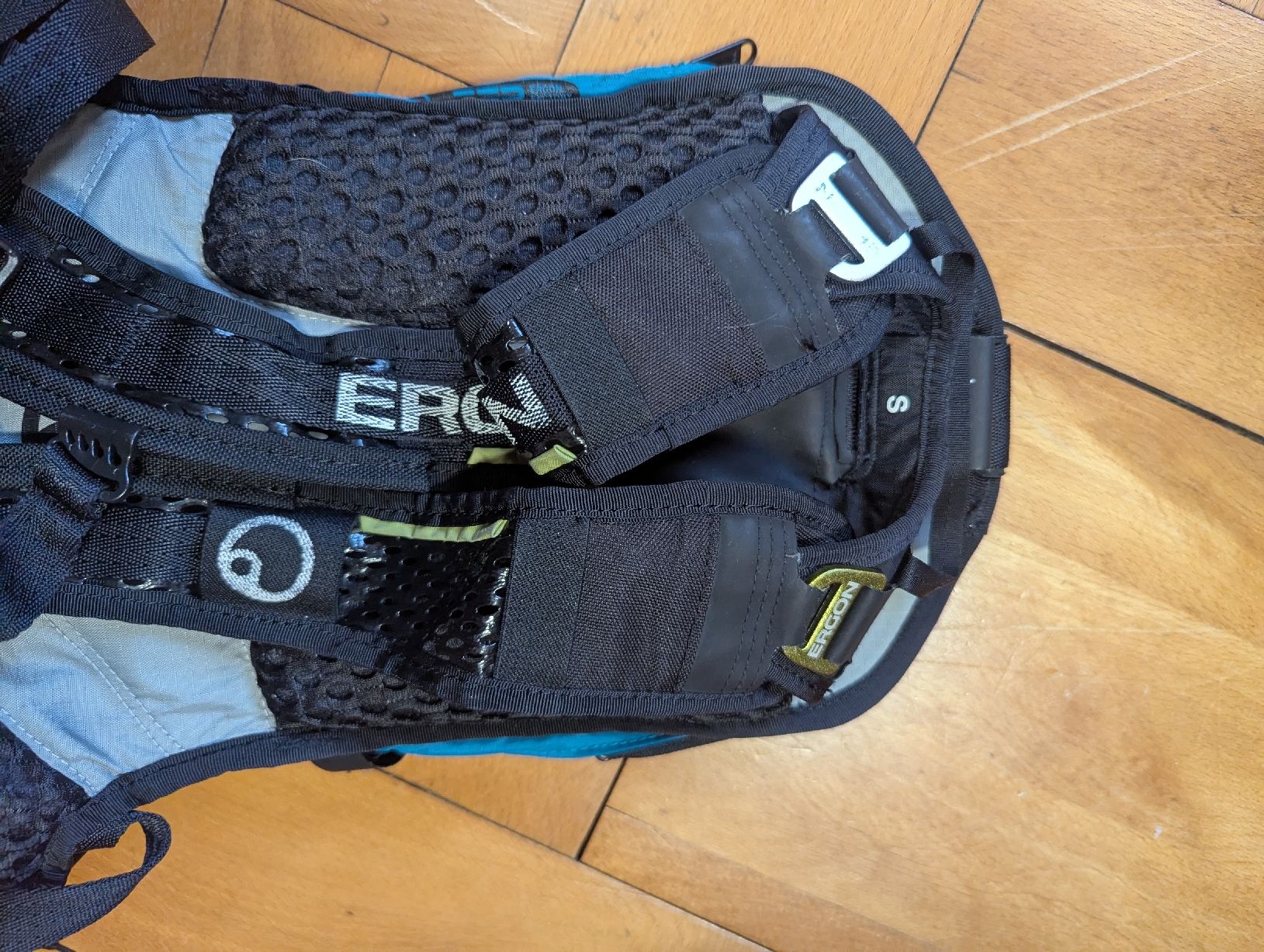 Ergon Zaini: Ergon BE1 Enduro MTB Rucksack mit Trinkfach – Usato da Stans venduto da angelajanequick 6