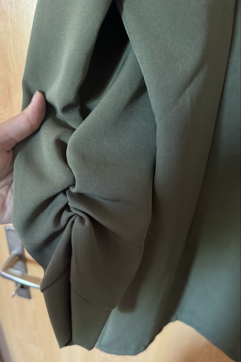 Jacken: Damen Blazer Olivgrün  – Gebraucht aus Ins von maximal_30CHF 2