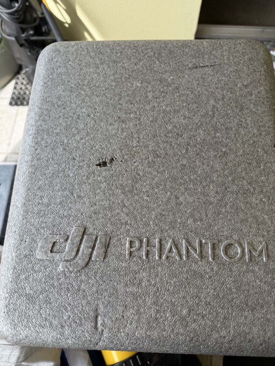 DJI Videocamere: DJI Phantom 4 – Usato da Estavayer-le-Lac venduto da Dudu720 2