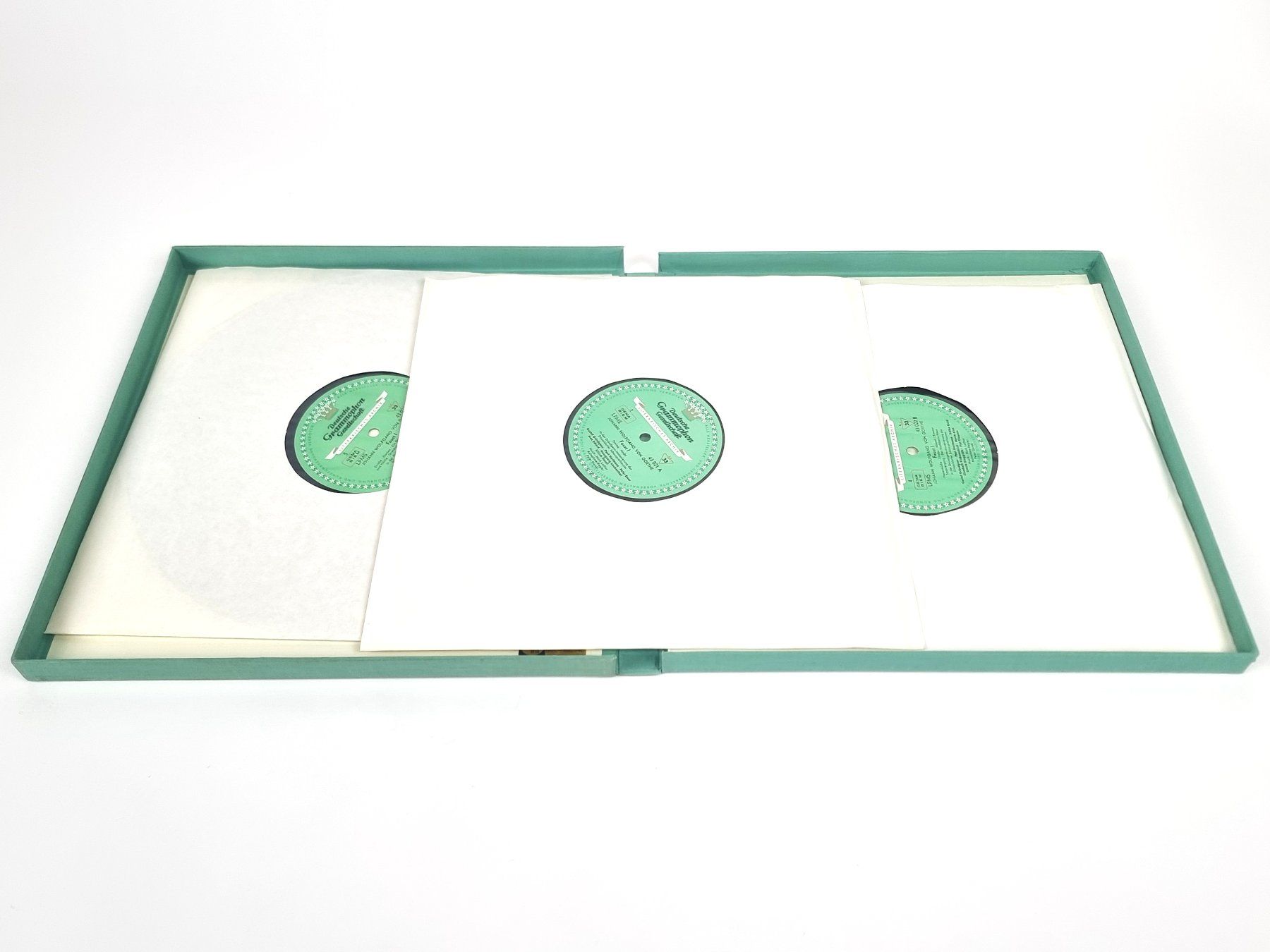 Dischi in vinile: 3 LP-Vinylbox "Faust - Der Tragödie erster Teil" – Usato da Urtenen-Schönbühl venduto da Restwert_Schoenbuehl 3