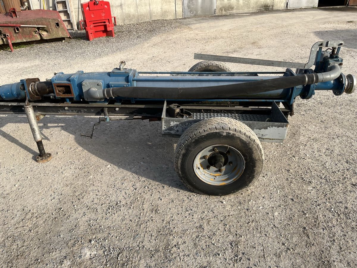 Tutte le macchine: Schneckenpumpe – Difettoso da Winznau venduto da agri4652