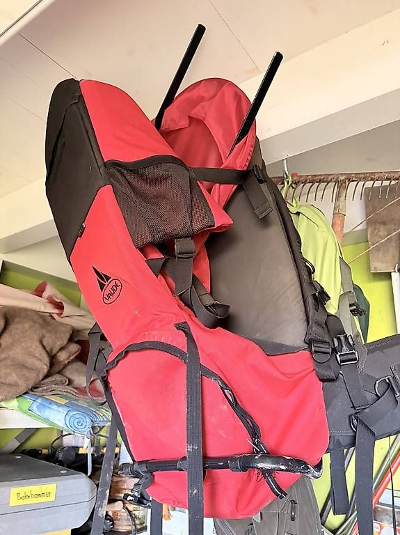 Marsupi portabebè: Kindertrage Rucksack  – Usato da Kriegstetten venduto da nho_xrx6