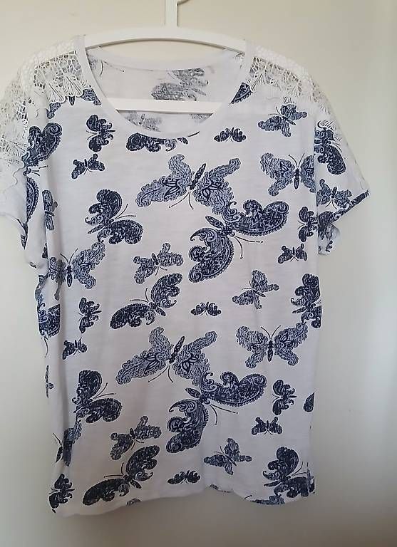T-shirt: Shirt Schmetterlinge XL – Nuovo (secondo la descrizione) da Greifensee venduto da Foxglove