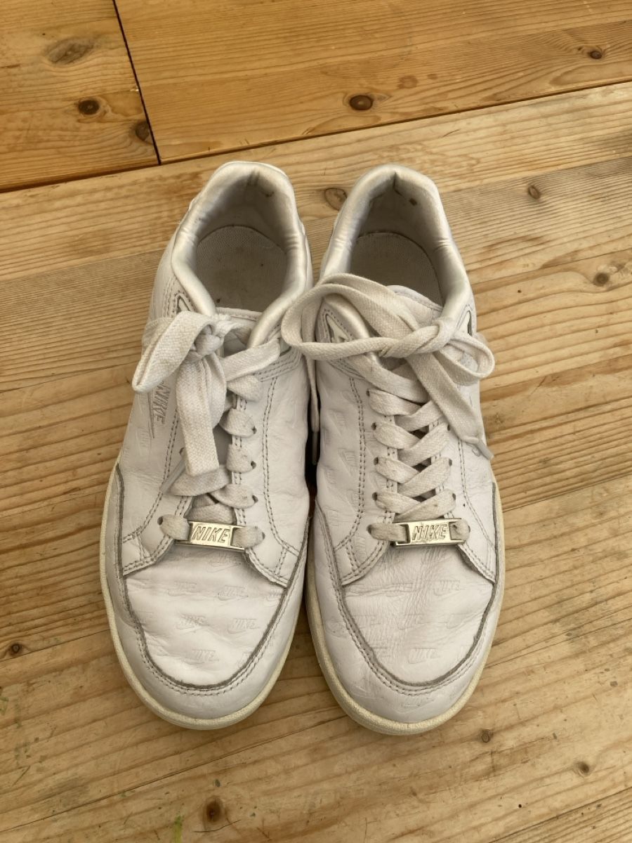 Nike Scarpe per ragazze: Nike Snesker – Usato da Romanshorn venduto da gokken