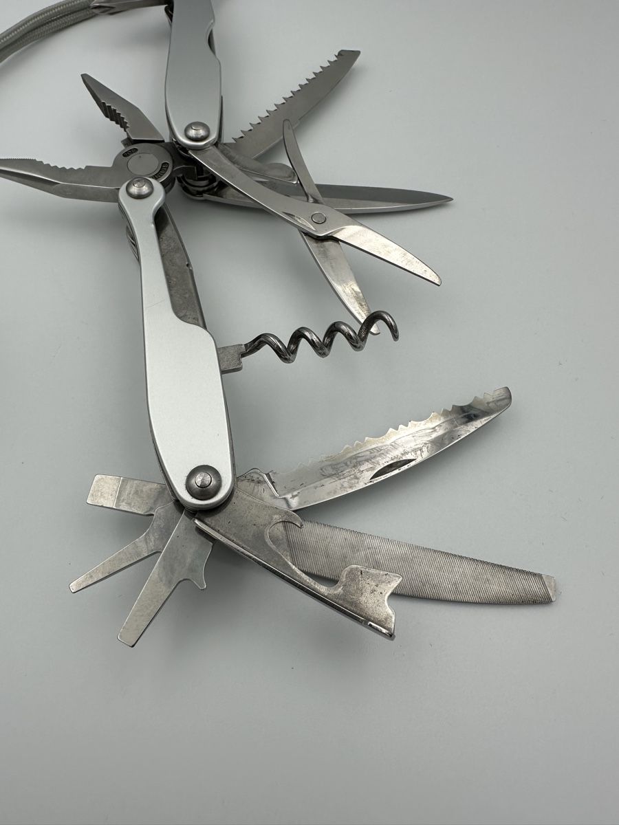 Coltelli tascabile: Neuwertiges Multitool mit Zange - Outdoor/Camping – Usato da Schwende venduto da weesli 2