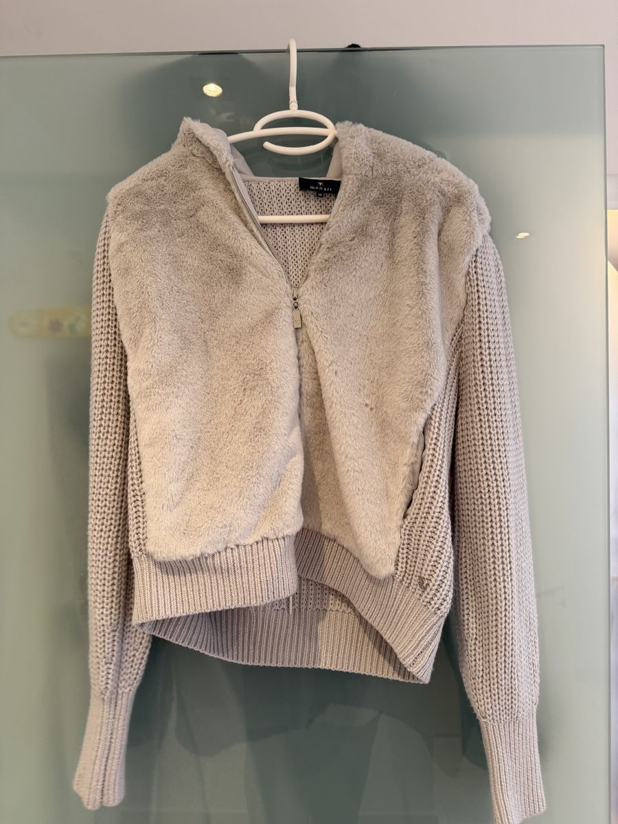 Monari Giacche: Monari Strickjacke mit Fellbesatz – Usato da Wollerau venduto da emelyvalerie