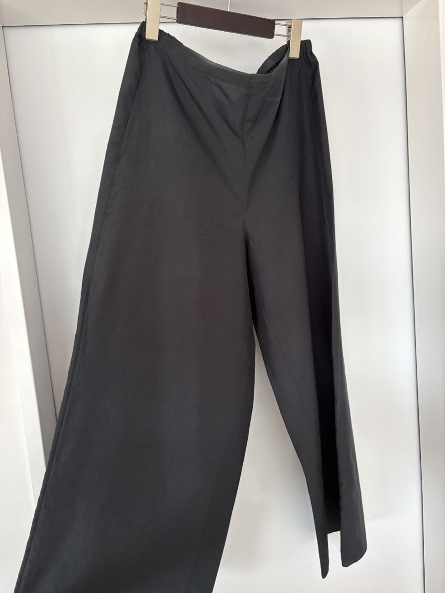 Cos Pantalons: Schwarze Hose, COS, Seide, Grösse M – D'occasion à Zürich par Ambrette9
