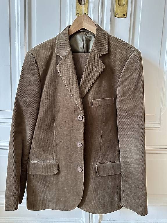 Completi & Tailleur: Costume velours Agnès B  – Usato da Genève venduto da jchrmnhnr