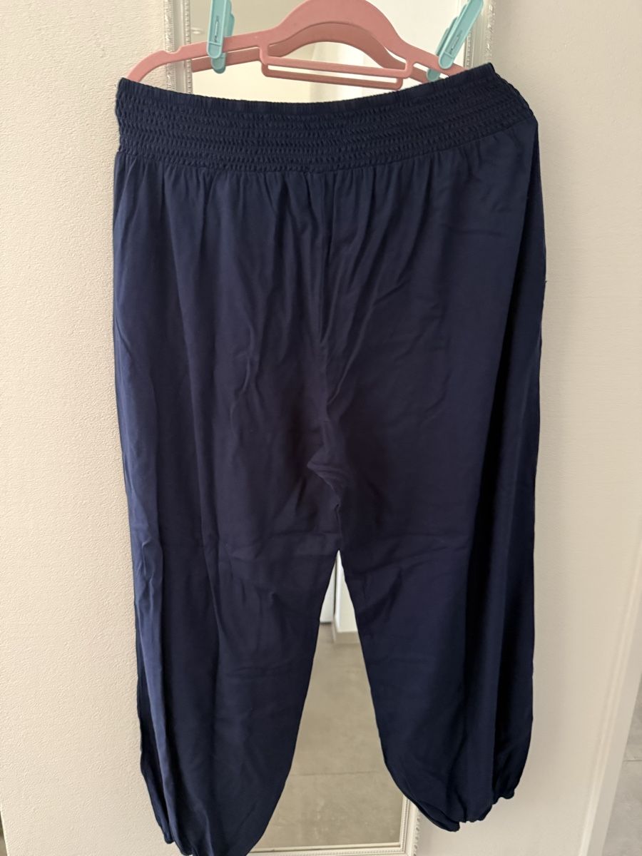 Pantalons: Schlupfhose Sheego Grösse 50 – Neuf (Voir description) à Pfeffikon LU par pepino17 3
