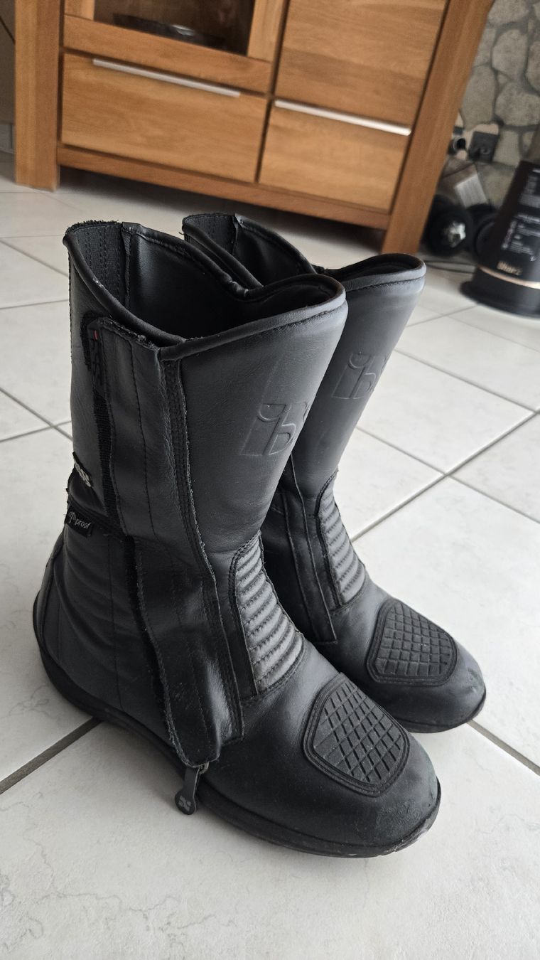 IXS Herrenschuhe: Motorrad Stiefel IXS Gr. 42 – Gebraucht aus Frick von mirandatairirustemi