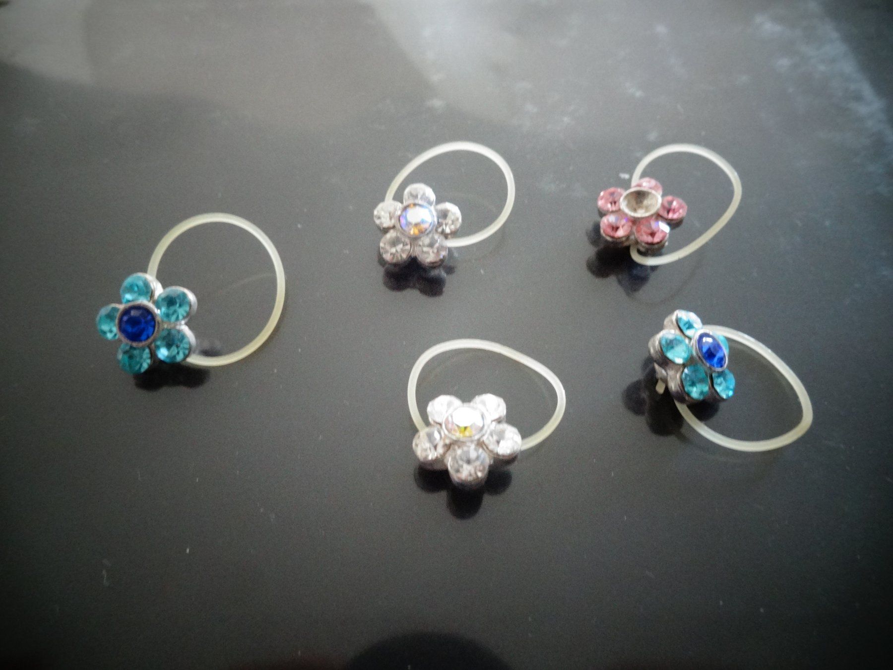 Accessori per capelli: 5 Blumen Haarschmuck – Usato da Neerach venduto da jenny062