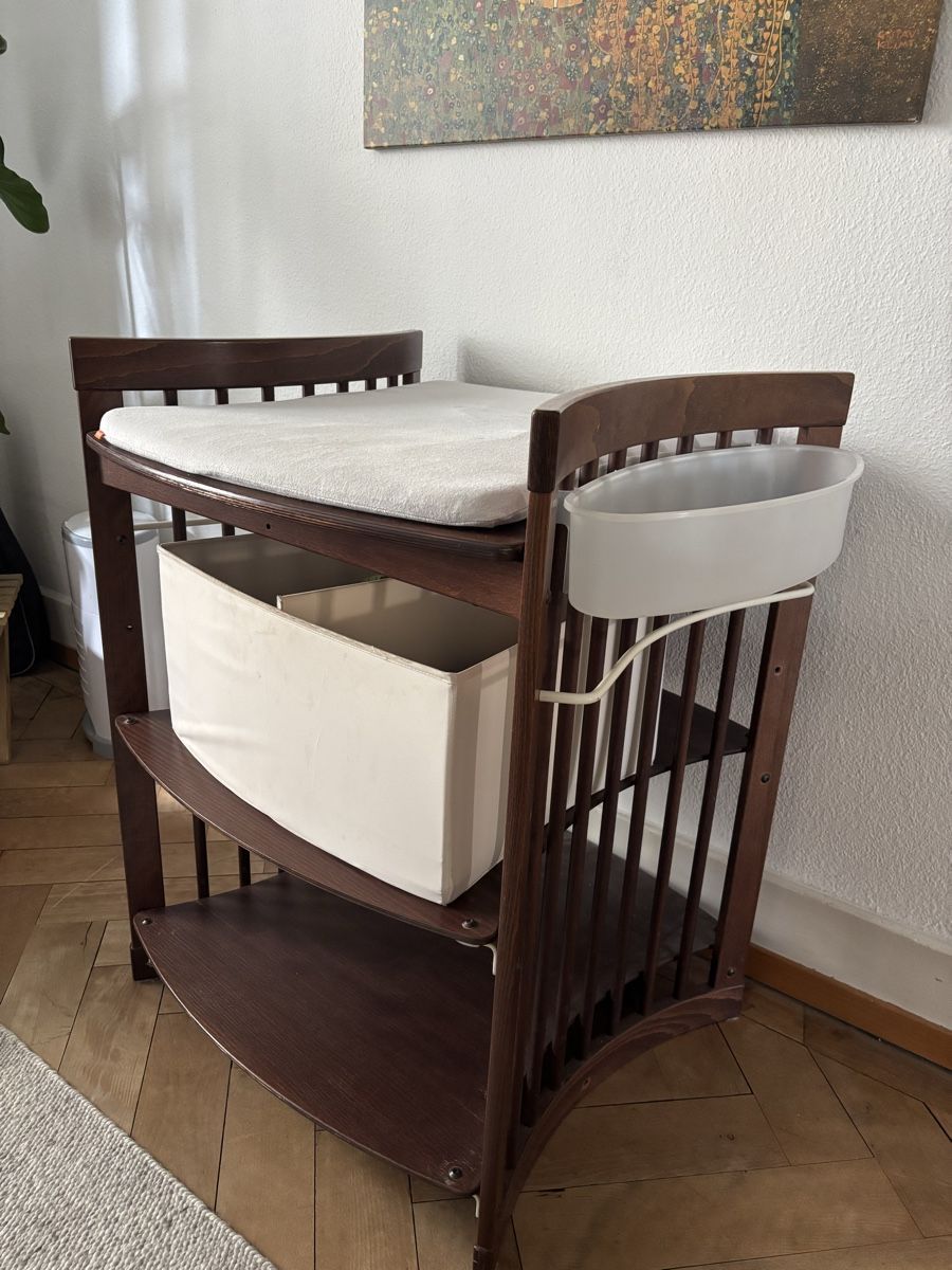 Stokke Tables à langer & accessoires: Wickelkommode Stokke  – D'occasion à Luzern par nellieg 1