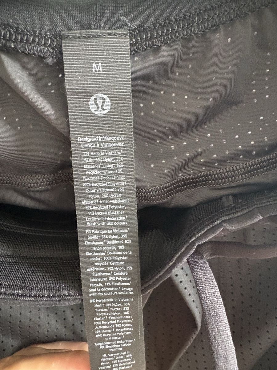 Lululemon Pantalons: Lululemon Shorts M – D'occasion à Basel par froehlicherVagabund 3