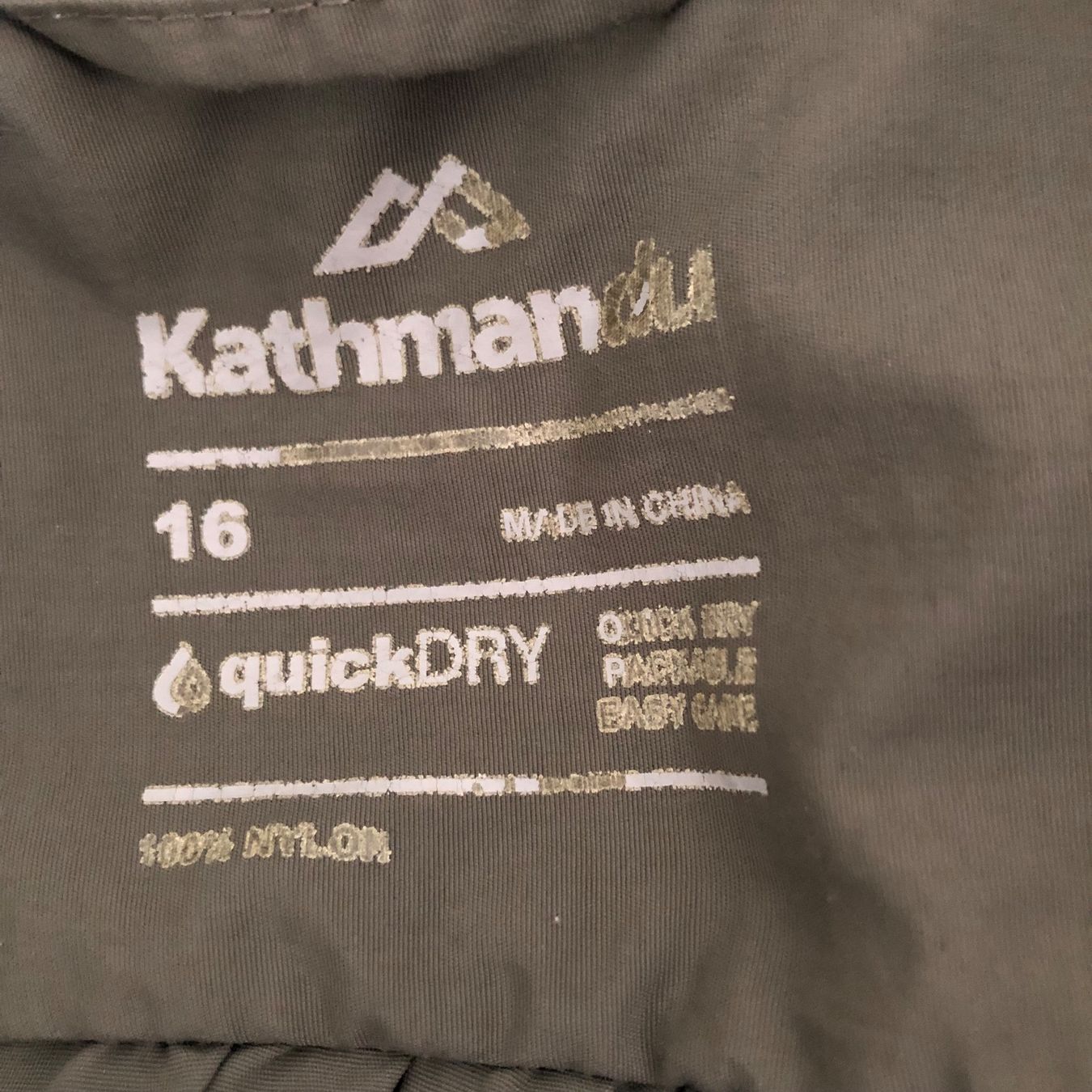 Vestiti: KLEID – Usato da Zürich venduto da heb_c9cj 2