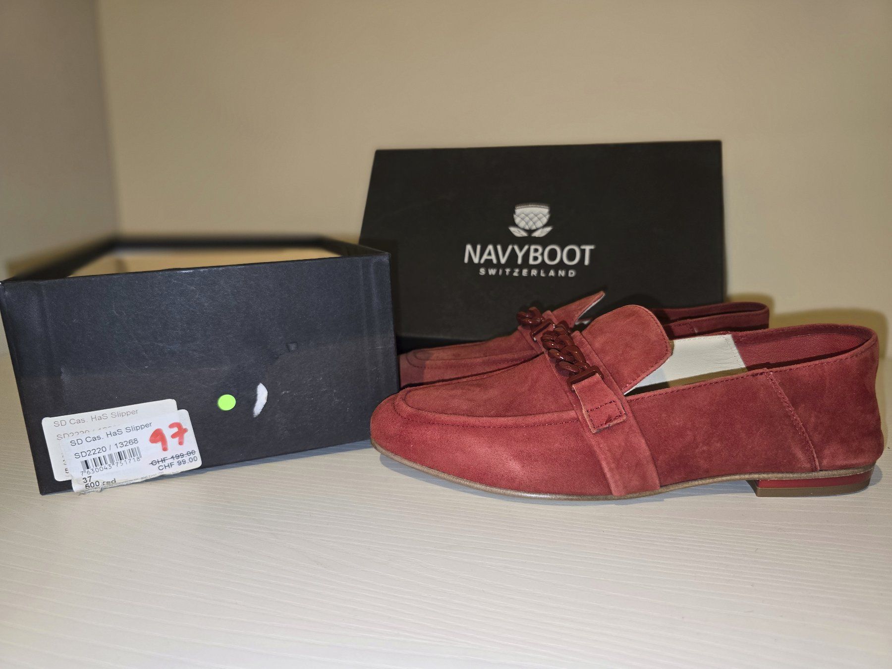 Navyboot Damenschuhe: Navyboot Mokassins Red Edition EU 37 – Neu und originalverpackt aus Chiasso von Arina888