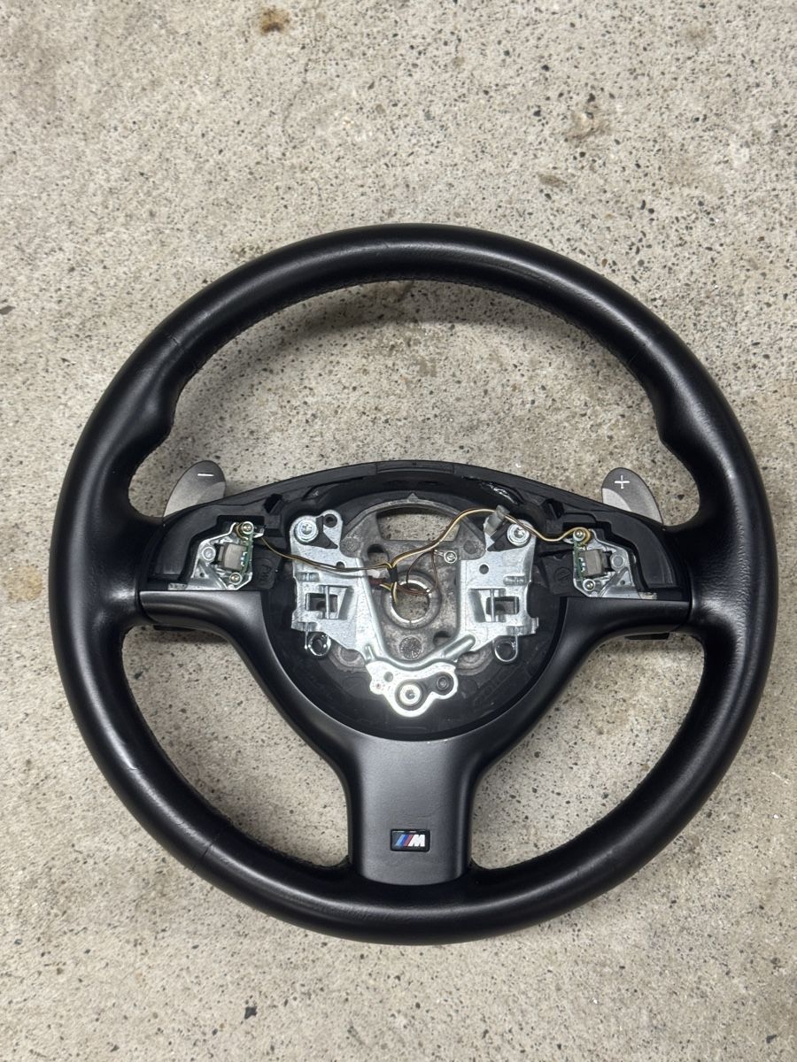BMW Alle Autoersatzteile: Bmw m3 e46 SMG Lenkrad – Gebraucht aus Bottmingen von S54B32