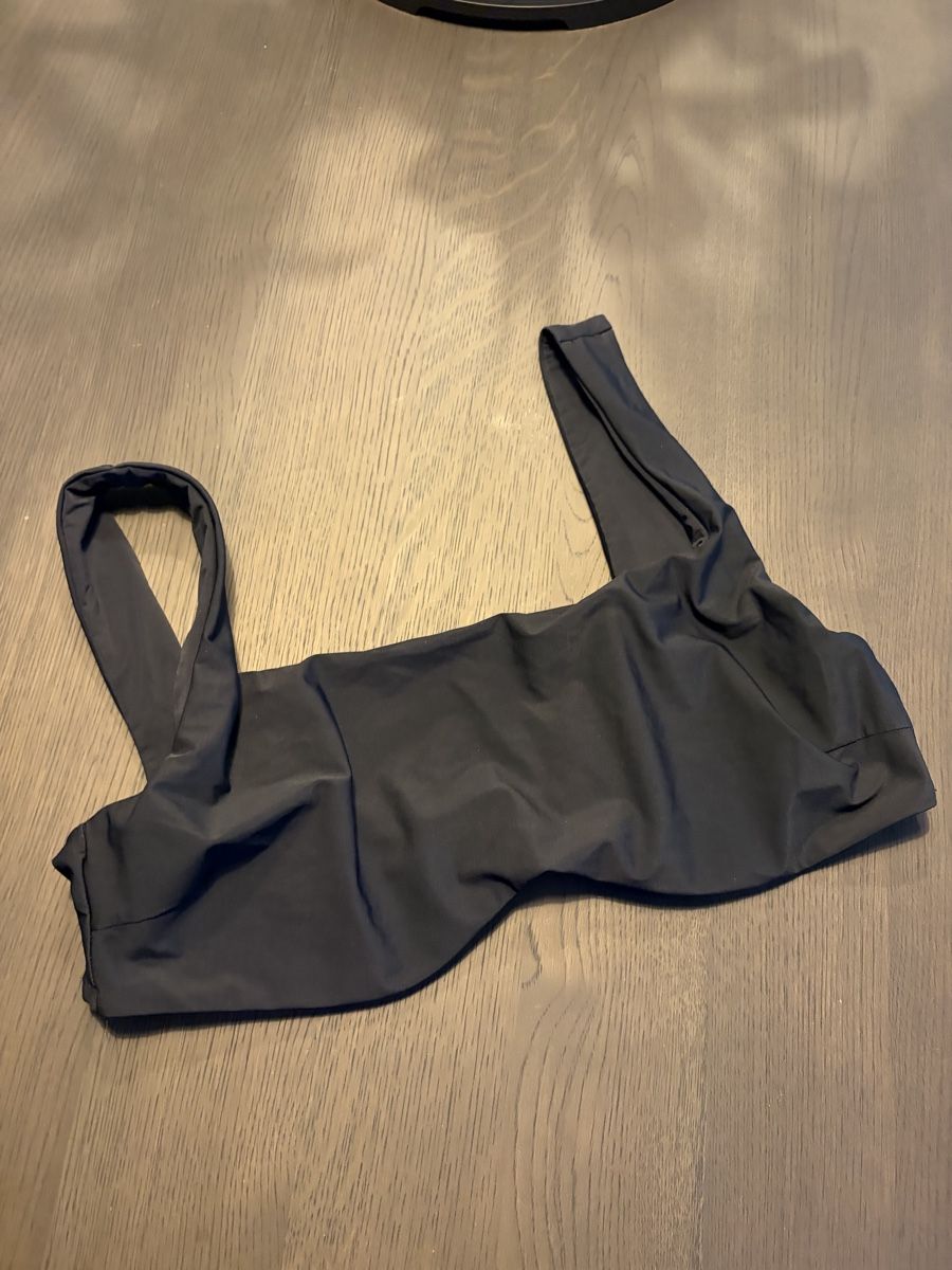 Top: Bondiborn bikini top brandnew – Nuovo (secondo la descrizione) da Zürich venduto da JMima 3