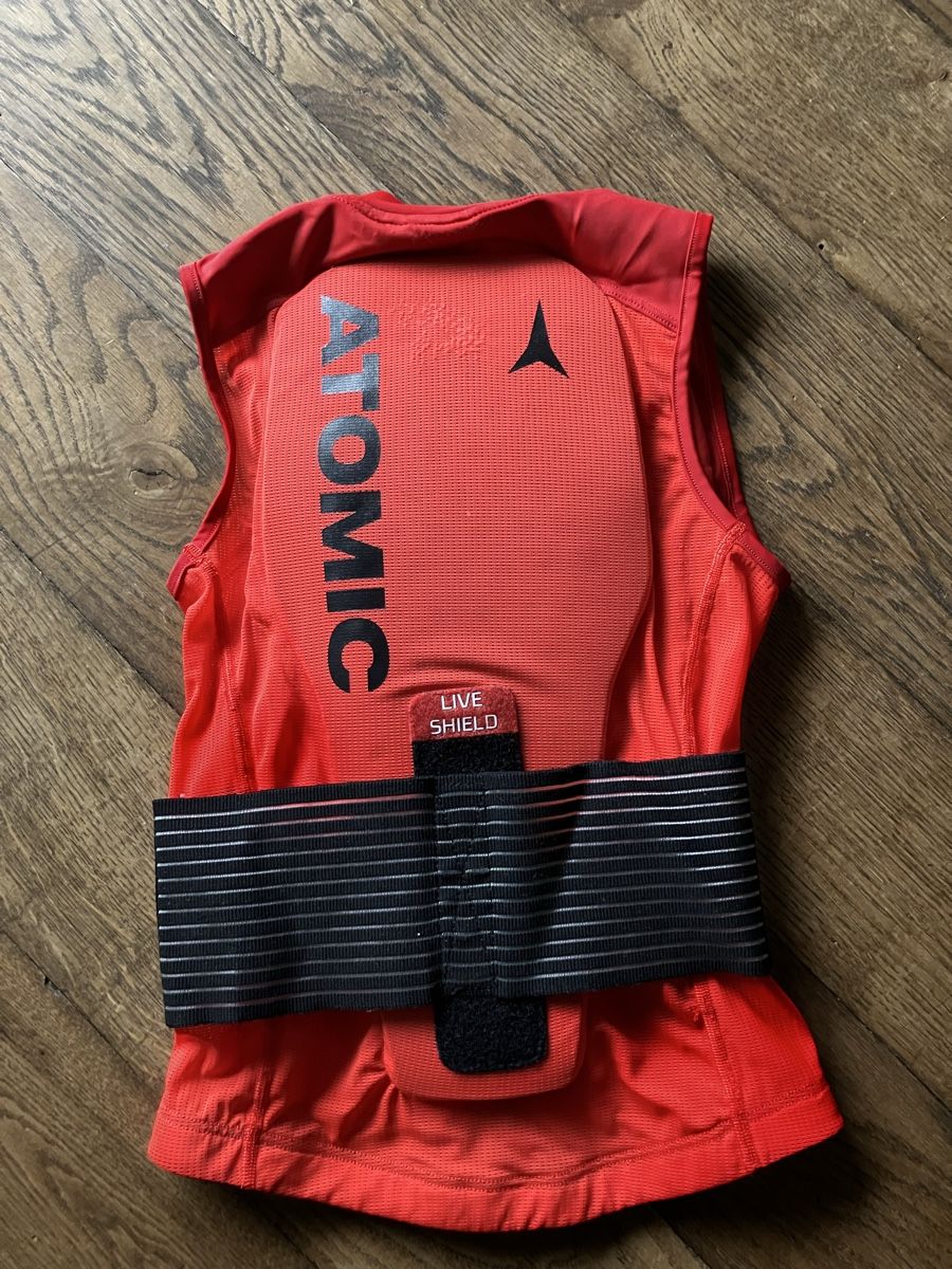 Atomic Protezioni & Imbottiture: Rückenprotektor Atomic Live Shield Vest Junior – Usato da Zürich venduto da Bubikon1 1
