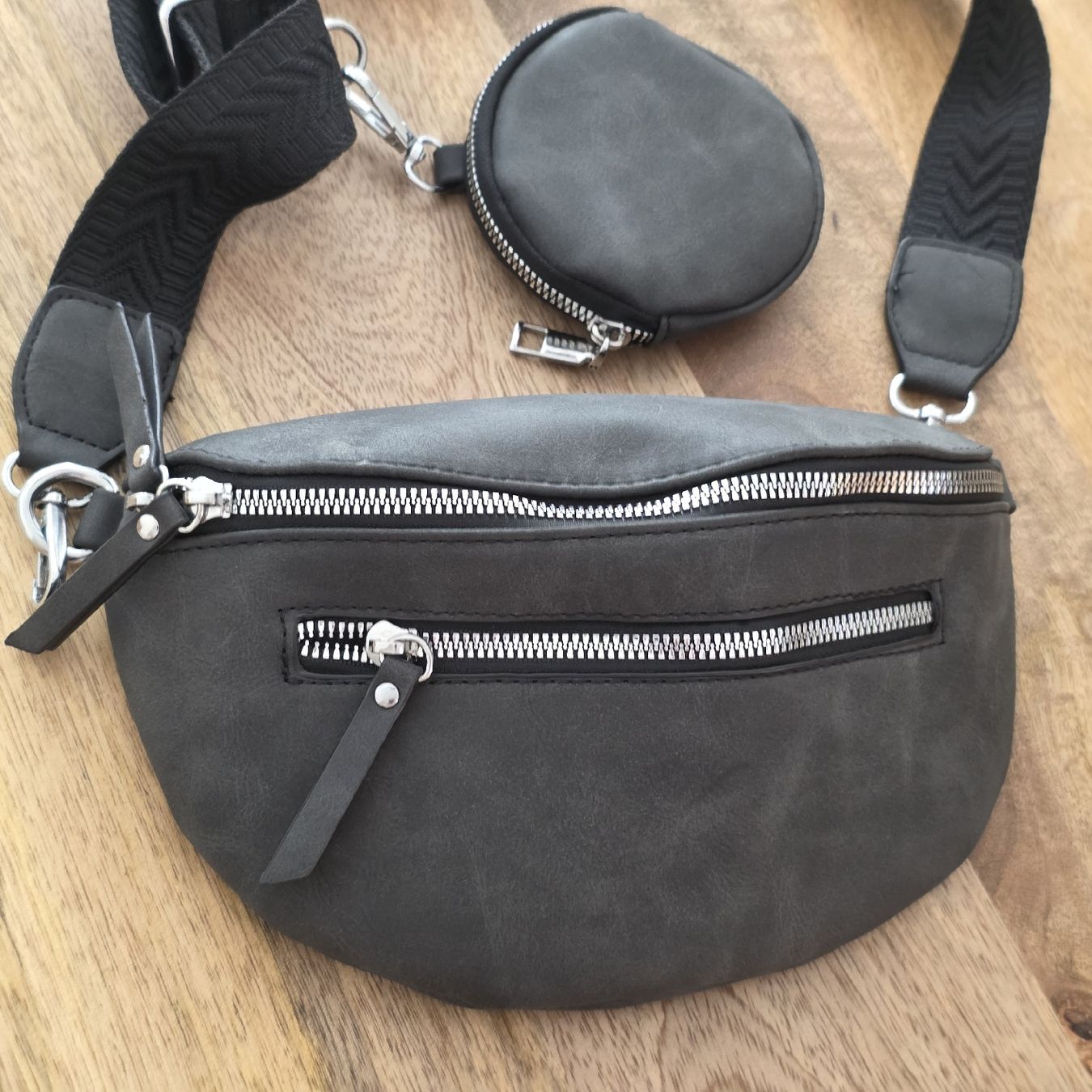 Borse da donna: Bauchtasche mit Münz-Täschli, anthrazit, Kunstleder, neu – Nuovo (secondo la descrizione) da Rheinsulz venduto da Gilea 1