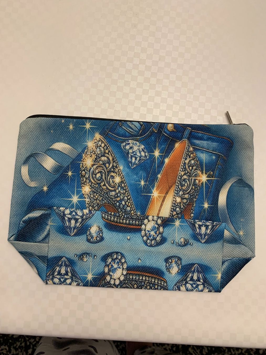 Kosmetikkoffer: Schönes Necessaire – Neu und originalverpackt aus Niederwangen BE von gerberso