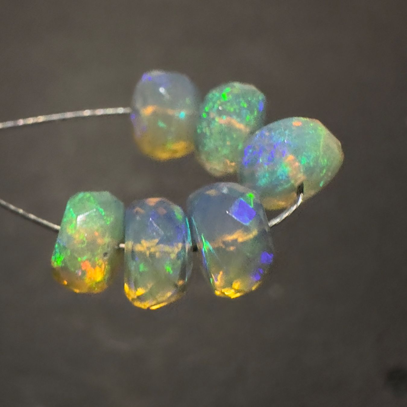 Pietre preziose: 2.75 ct - Natural Ethiopian Opal Beads - 6 Pcs – Nuovo (secondo la descrizione) da Zürich venduto da Yoohooz 6