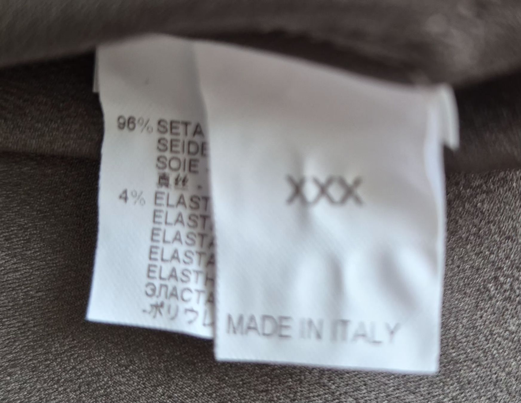 Brunello Cucinelli Tops: Blouse BRUNELLO CUCINELLI  – Gebraucht aus Bern von dasgesuchtobjekt 2