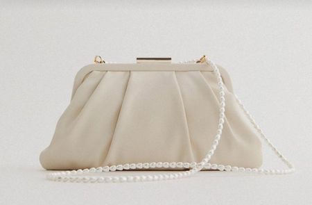 Zara Elegante Abendtasche mit Perlenkette Lederoptik