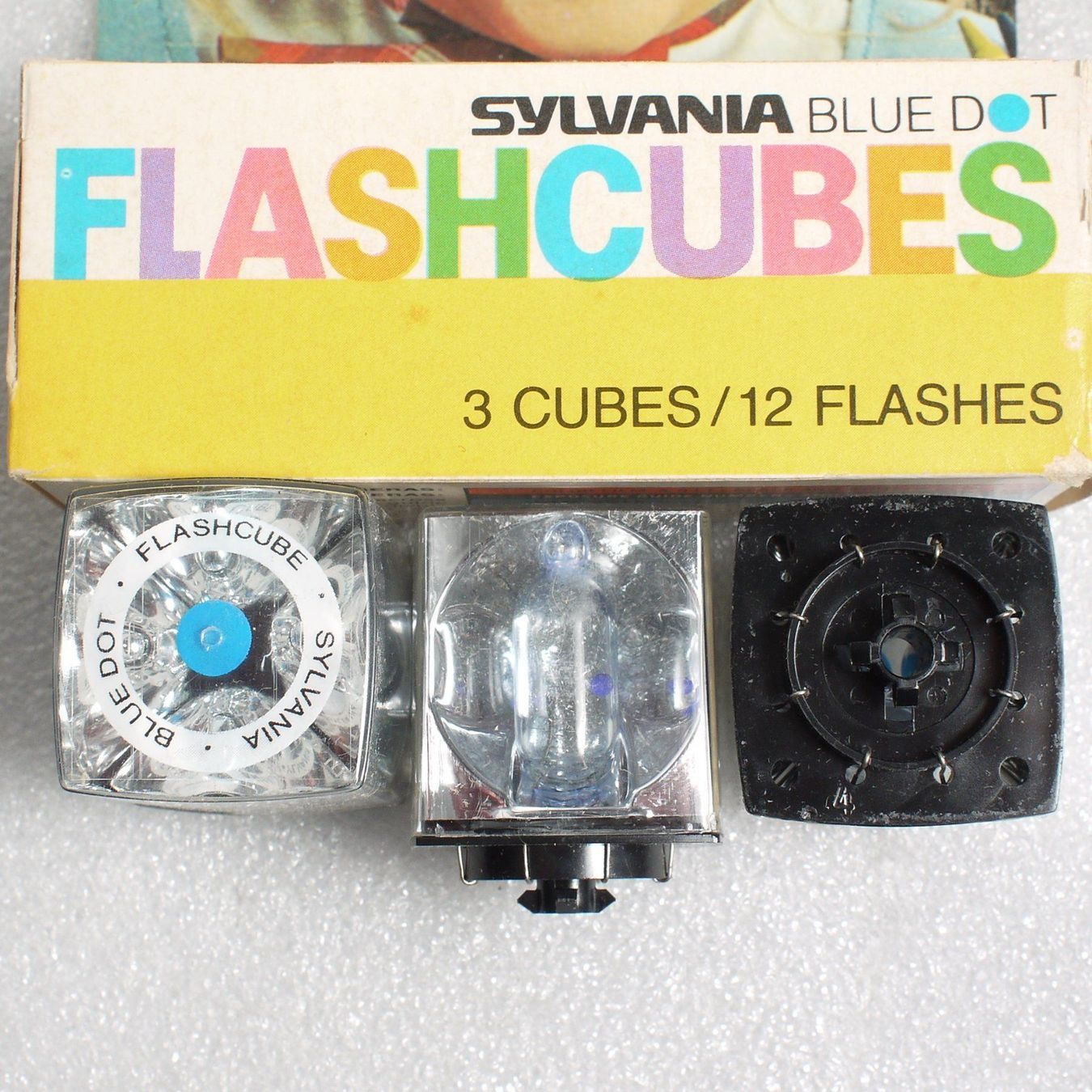 Flash: 6x Sylvania Flashcubes Flash Cubes Blue Dot – Nuovo (secondo la descrizione) da Egg b. Zürich venduto da JCB 1