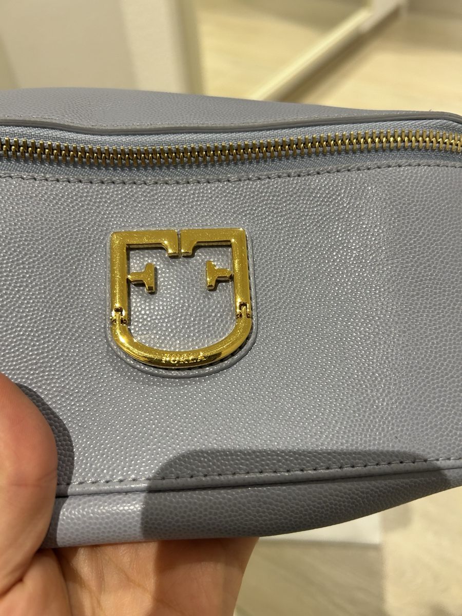 Furla Taschen für Damen: Furla Gürtel- / Bauchtasche, hellblau – Neu (gemäss Beschreibung) aus Andwil SG von nin_y2zm 3