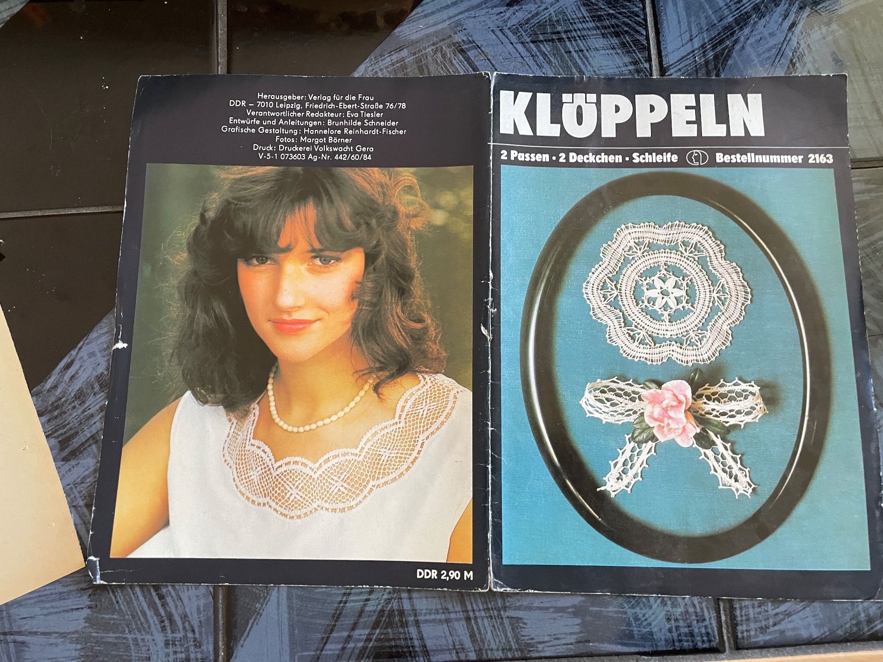 Libri: Klöppeln 2 passen 2 Deckchen Schleife Klöppel Brief Schrift – Usato da Buchs SG venduto da Billikatze5 4
