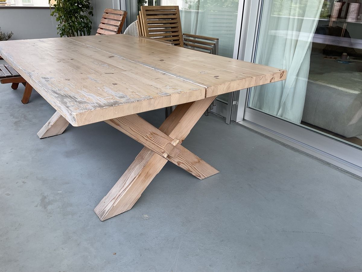 Tische: Gartentisch Massivholz mit Patina – Gebraucht aus Holzhäusern ZG von foxy_88 2