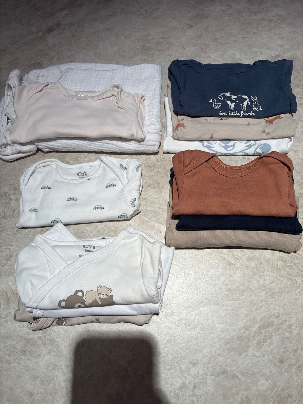 Lotti di vestiti: Babykleidung neutral / Boys – Usato da Aadorf venduto da Louisa_
