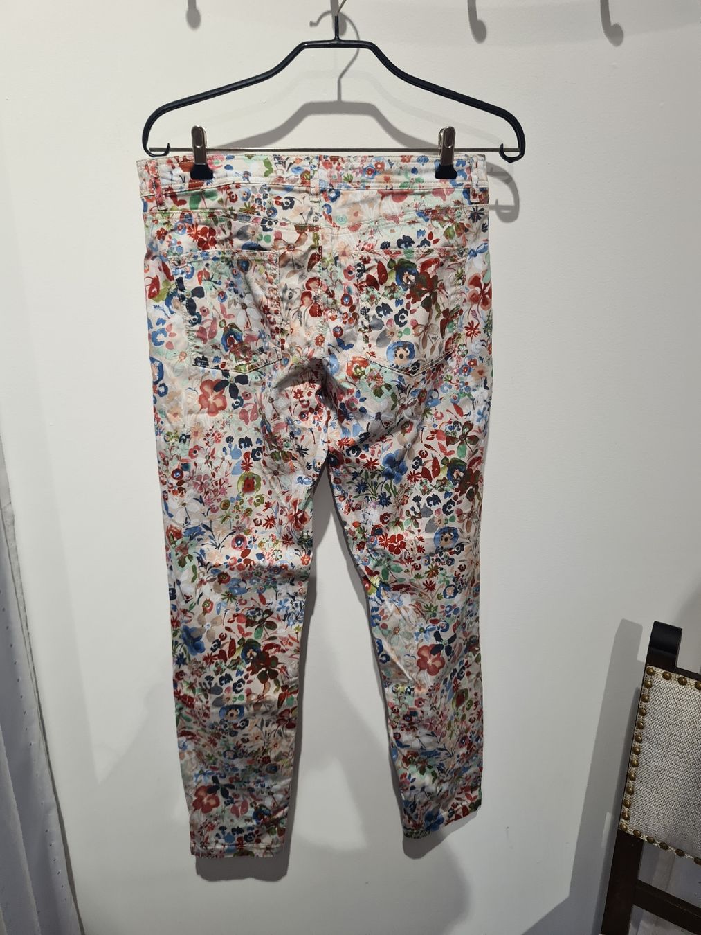 Raffaello Rossi Pantaloni: Raffaello Rossi Sommer-Hose mit Blumenmuster, Gr. 36 – Usato da Adligenswil venduto da FriedasWelt 2