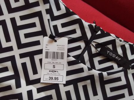 Kleid Gr. S / schwarz/weiss / made in Italy NEU (Fr. 39.95)