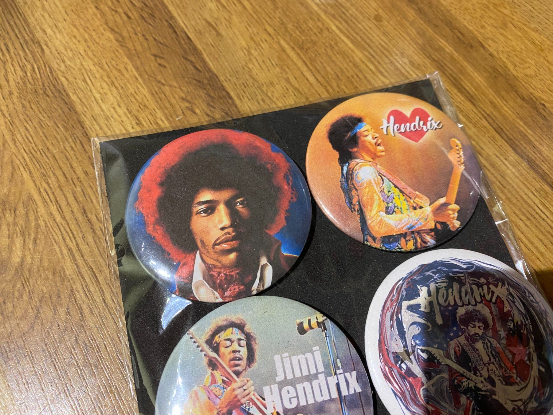 Placchette & Badge: Jimi Hendrix Ansteck Badges – Nuovo e nell'imballaggio originale da Basel venduto da FatCatPacksTheRatt 2