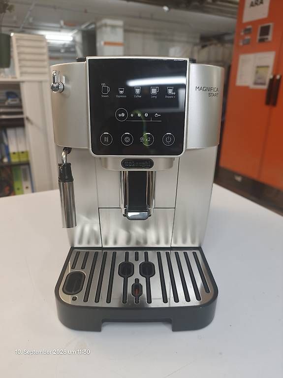De'Longhi Macchine per caffè & Macchine per espresso: De Longhi Magnifica Start – Usato da Küssnacht am Rigi venduto da Arihar 3