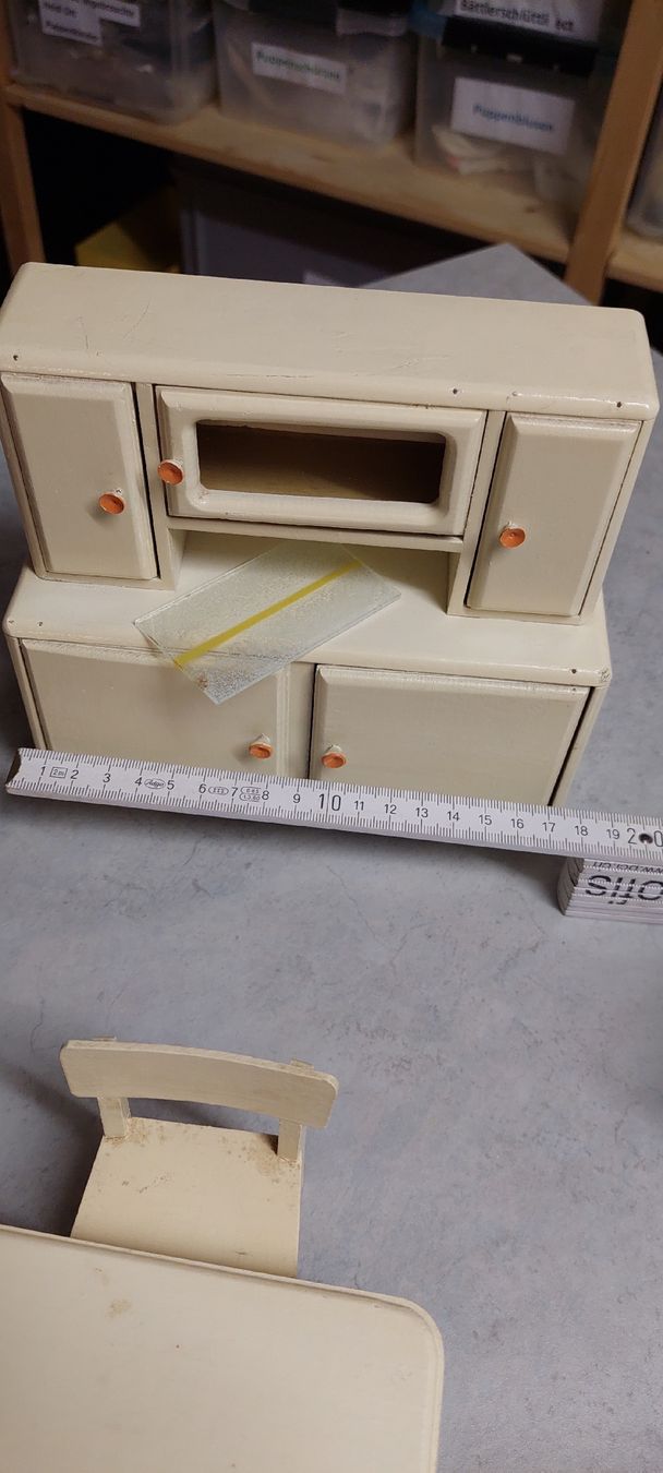 Case e mobili per bambole: Puppenstuben Möbel Antik – Usato da Muri AG venduto da nindo1 1