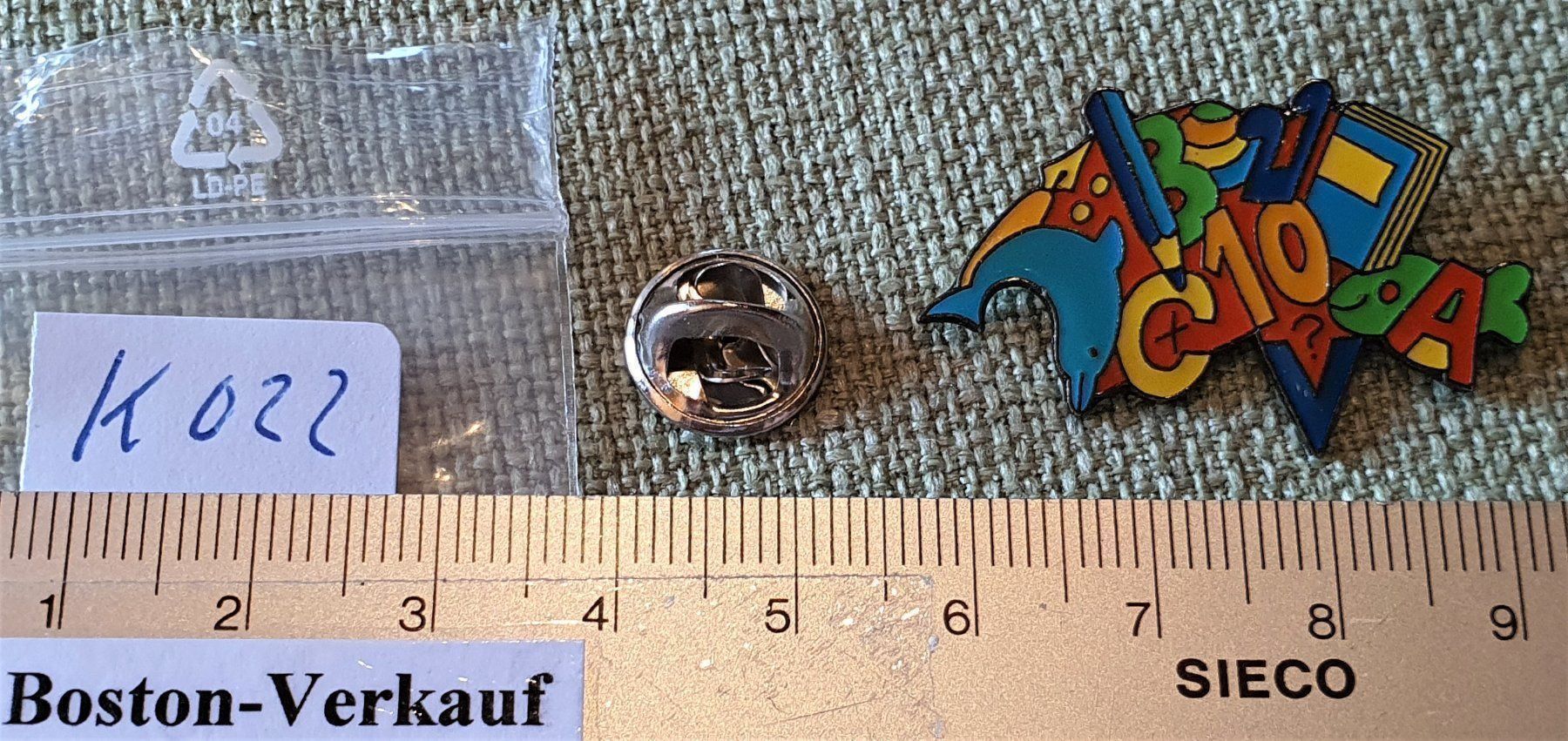 Placchette & Badge: K022 - Pin Schweiz Schule macht Spass – Usato da Reinach BL venduto da Boston-Verkauf 2