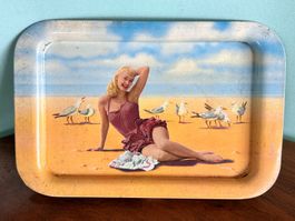 Original Altes Blech-Serviertablar "Sunshine Girl"