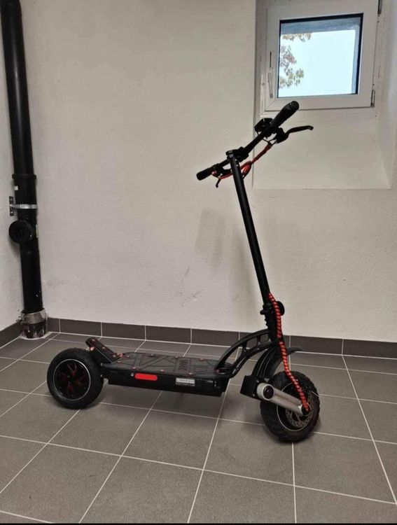 Scooter vmax r55 Dual Motor (Gebraucht) in Einsiedeln für CHF 544 – nur ...