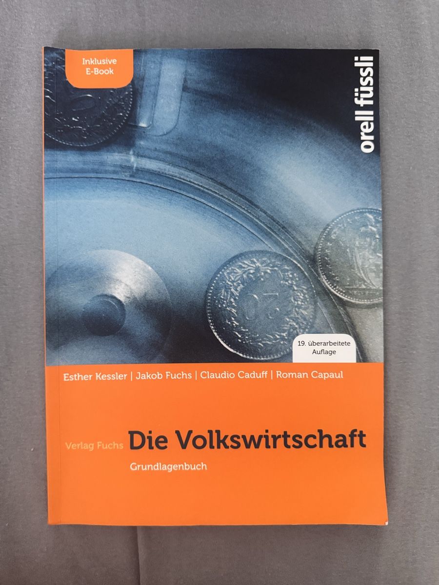 Bücher: Die Volkswirtschaft: Grundlagenbuch – Neu und originalverpackt aus Aarau Rohr von lai_d85w