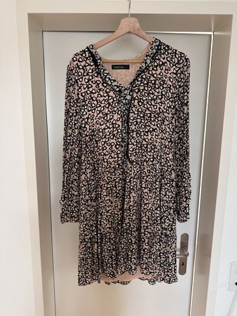 Schönes leichtes Kleid Marc Cain