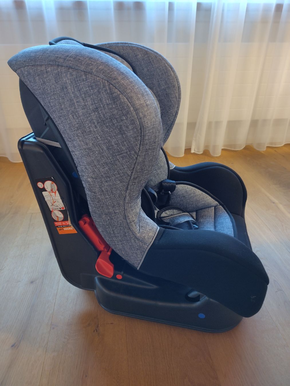 Osann Auto-Kindersitze: Osann Kinderautositz, Grau, bis 25 kg – Gebraucht aus Lützelflüh-Goldbach von wankdorfer 1